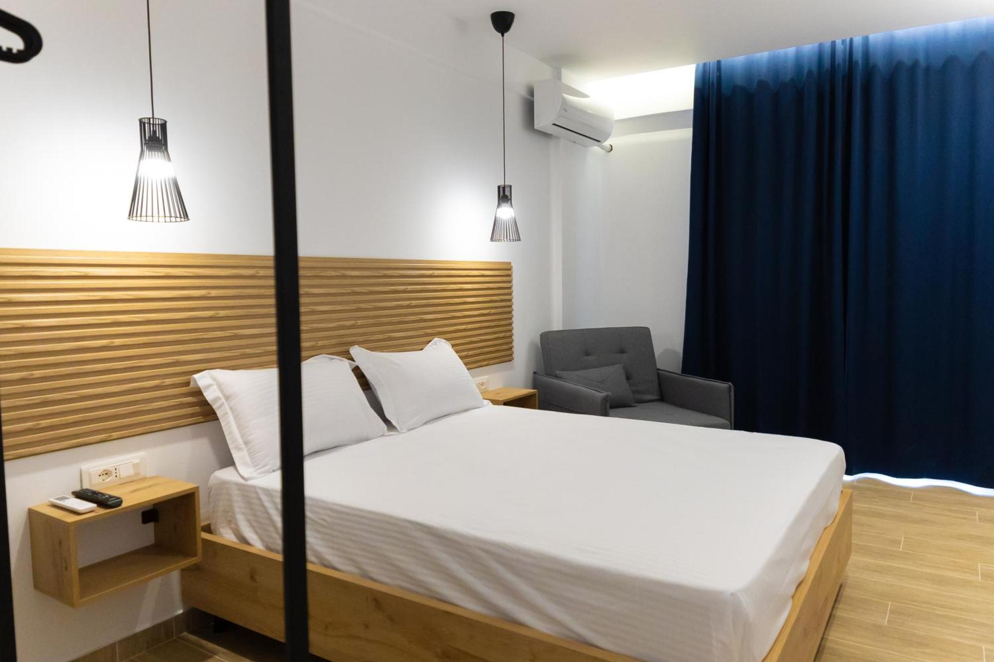 De Sol Hotel Himare Bagian luar foto